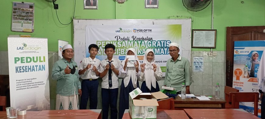 LAZ SIDOGIRI GELAR PEMERIKSAAN MATA SERTA PEMBAGIAN KACAMATA GRATIS DI SURABAYA