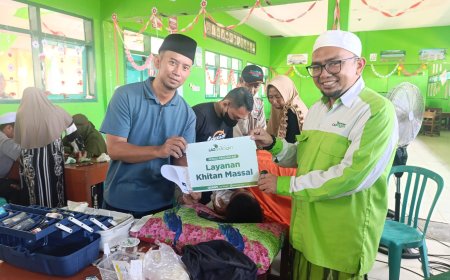 50 ANAK SITUBONDO IKUTI KHITAN MASSAL LAZ SIDOGIRI DI PP NURUL HUDA