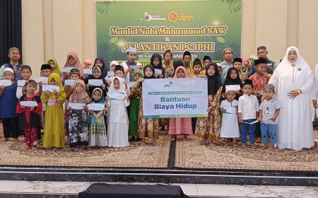 SENTUHAN KEPEDULIAN LAZ SIDOGIRI DI MOMEN MAULID NABI DAN PELANTIKAN PENGURUS IPHI BANGKALAN