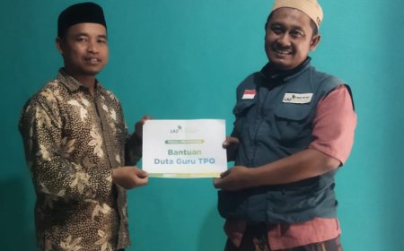LAZ SIDOGIRI SALURKAN BANTUAN INSENTIF GURU TPQ DI PUSPO PASURUAN
