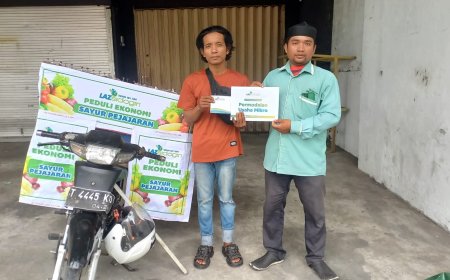 LAZ SIDOGIRI SALURKAN BANTUAN TAMBAHAN MODAL UNTUK PELAKU USAHA UMKM DI BALIKPAPAN