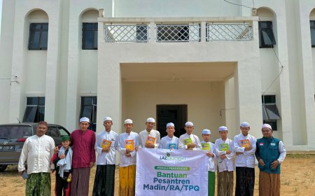 LAZ SIDOGIRI SALURKAN BANTUAN BAGI SANTRI KURANG MAMPU DI BANGKA BELITUNG