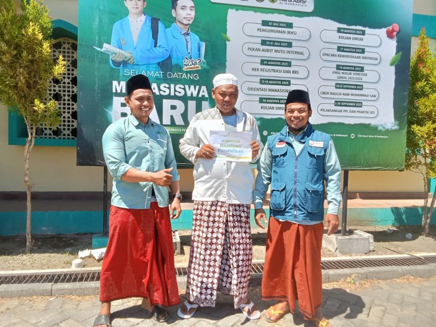 WUJUD KEPEDULIAN LAZ SIDOGIRI UNTUK SANTRI KURANG MAMPU DI BANYUWANGI