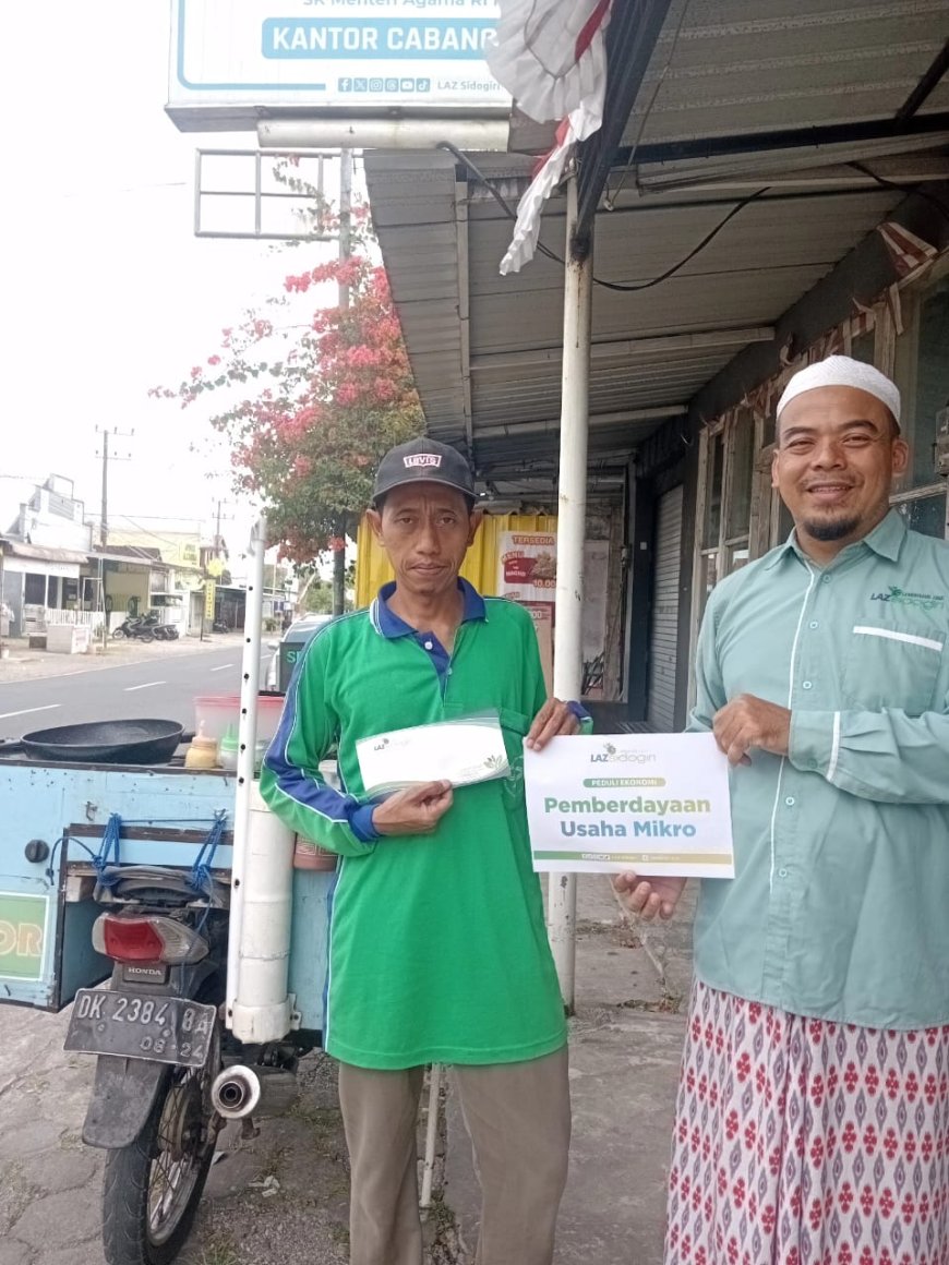 PEDULI PKL, LAZ SIDOGIRI SALURKAN BANTUAN PENGEMBANGAN USAHA MIKRO DI BANYUWANGI
