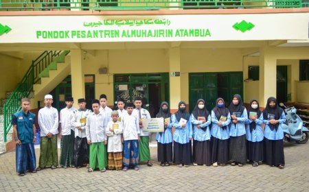 LAZ SIDOGIRI SALURKAN BEASISWA PENDIDIKAN UNTUK PEMBAYARAN SYAHRIYAH PESANTREN KEPADA 21 SANTRI PONDOK PESANTREN AL-MUHAJIRIN ATAMBUA