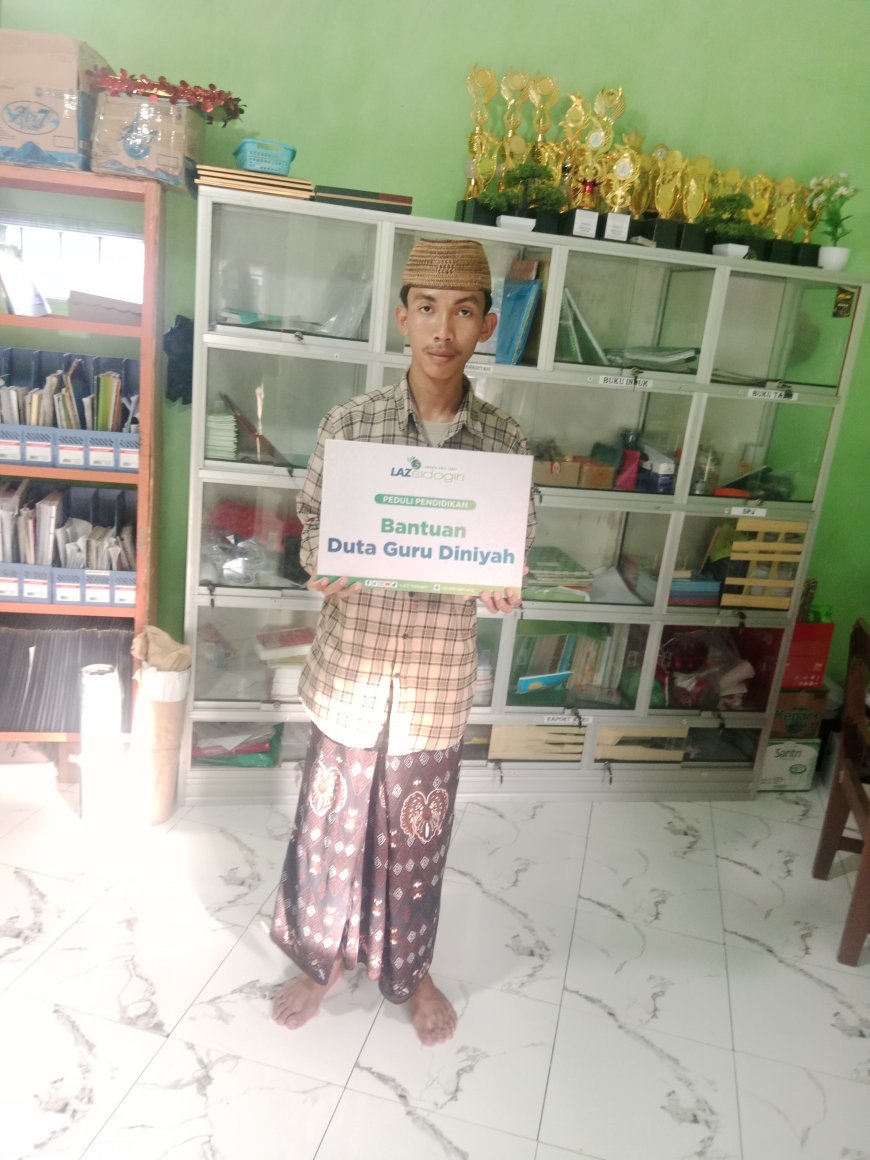 DUKUNG KELANGSUNGAN PENDIDIKAN DINIYAH, LAZ SIDOGIRI SALURKAN BANTUAN DUTA GURU DI BANGKALAN