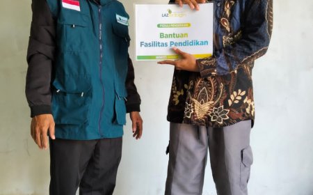 LAZ SIDOGIRI SALURKAN BANTUAN FASILITAS PENDIDIKAN DI MEMPAWAH HILIR