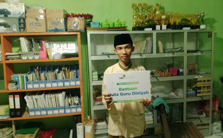 LAMA MENGABDI DI MADRASAH, LAZ SIDOGIRI BANTU INSENTIF GURU DENGAN GAJI SEDIKIT