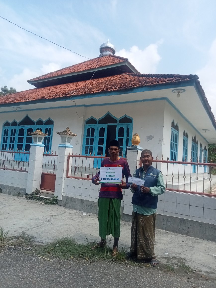LAZ SIDOGIRI SALURKAN BANTUAN SARANA IBADAH UNTUK MASJID SABILUL MUTTAQIN BANGKALAN