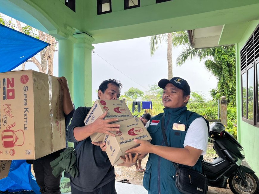 LAZ SIDOGIRI BUKA POSKO BANTUAN DAN TERJUNKAN TIM KHIDMAH KE LOKASI BANJIR ACEH
