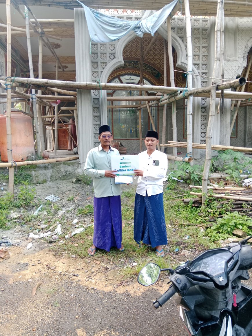 LAZ SIDOGIRI SALURKAN BANTUAN SARANA IBADAH UNTUK MASJID BAITURROHMAN DI BANGKALAN