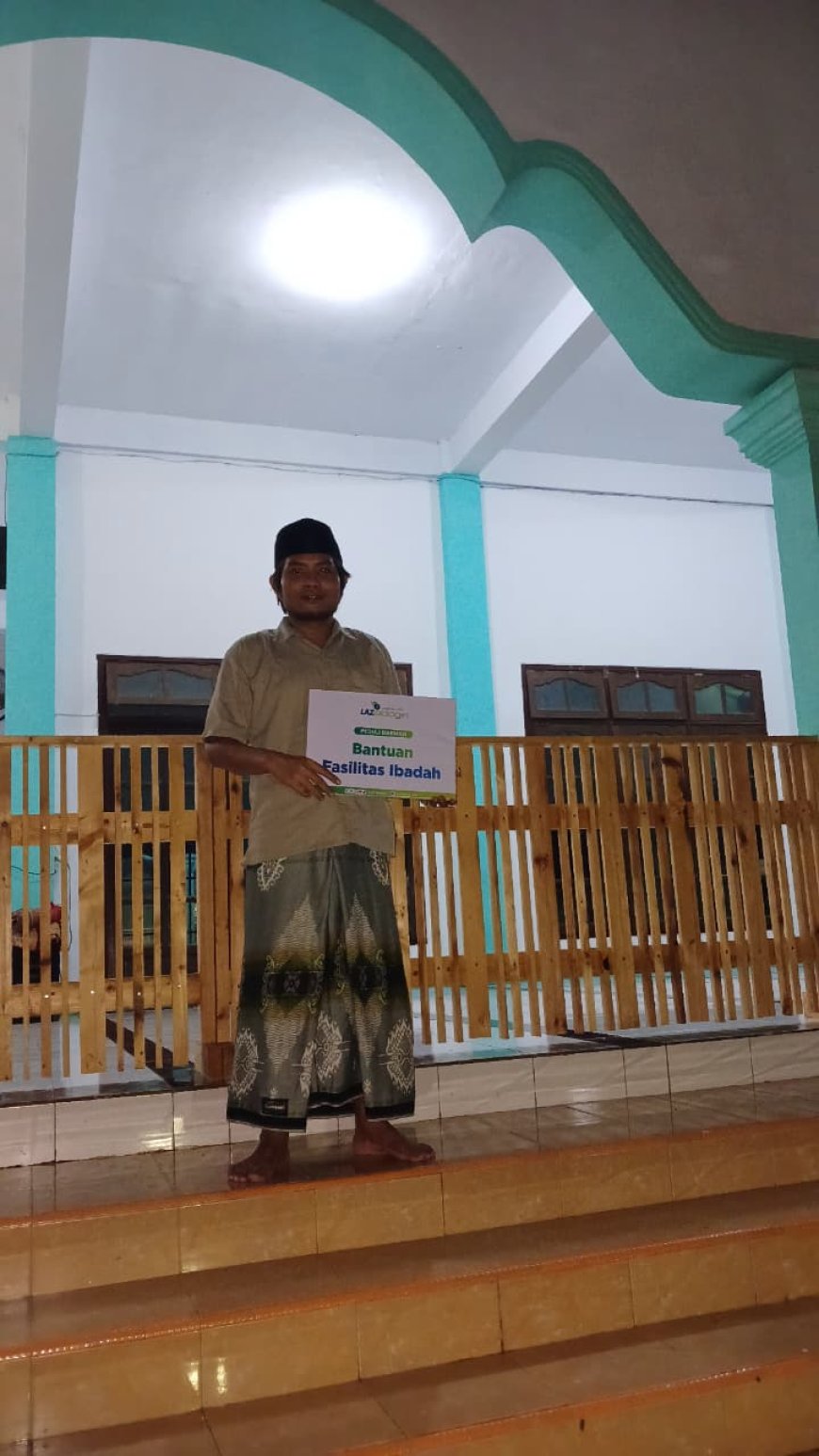 MAKMURKAN MASJID, LAZ SIDOGIRI BANTU FASILITAS IBADAH MASJID DARUL HIKMAH