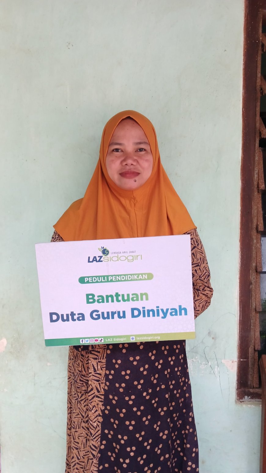TETAP BERKHIDMAH DENGAN GAJI MINIM, LAZ SIDOGIRI SUPPORT GURU MADIN DI BANGKALAN