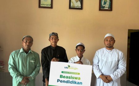 PEDULI PENDIDIKAN: LAZ SIDOGIRI SALURKAN BANTUAN BEASISWA DI TELUK BATANG