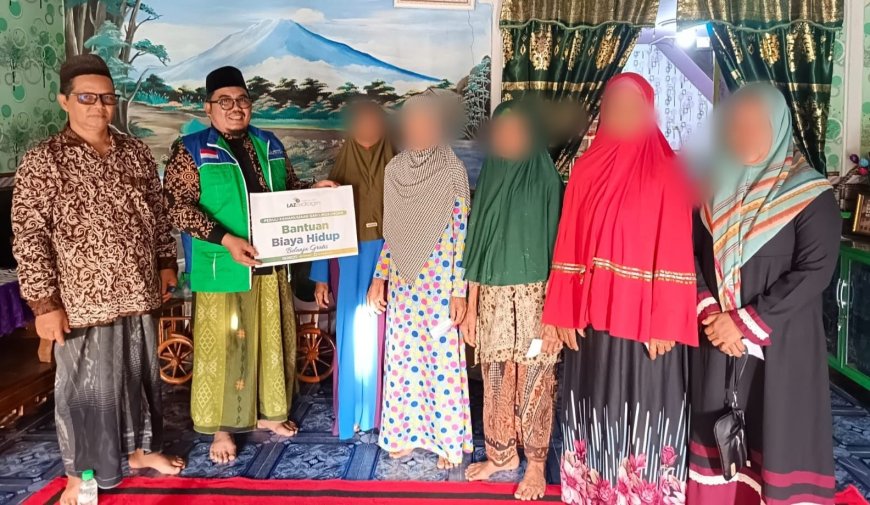BERBAGI BAHAGIA: LAZ SIDOGIRI AJAK BELANJA GRATIS DHUAFA KUBU RAYA KALBAR