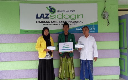 LAZ SIDOGIRI SALURKAN BEASISWA PENDIDIKAN UNTUK MAHASISWA DHUAFA DI BANGKALAN