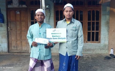 LAZ SIDOGIRI SALURKAN BANTUAN UNTUK GURU LEMBAGA PENDIDIKAN DI BANGKALAN