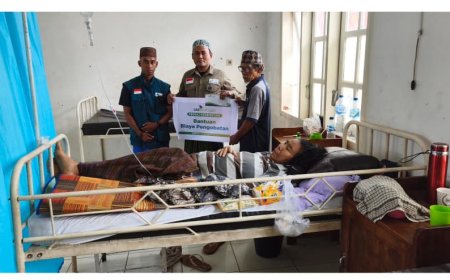 LAZ SIDOGIRI RINGANKAN SAKIT SESAMA SAUDARA DI UJUNG TIMUR