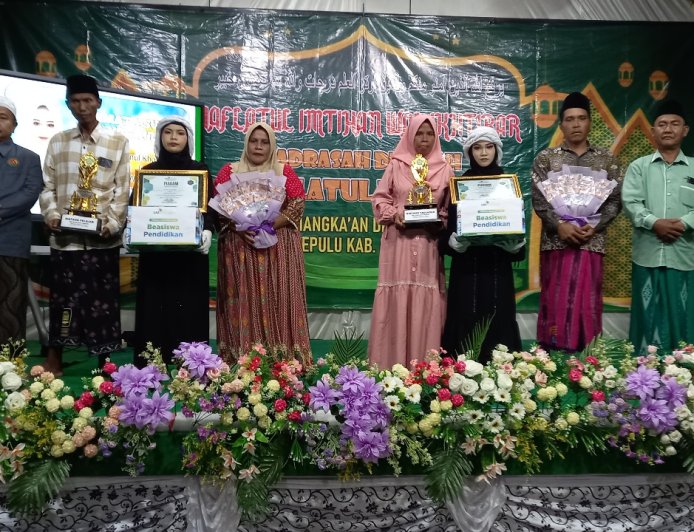 DARI LAZ SIDOGIRI: BEASISWA UNTUK MURID-MURID BERPRESTASI