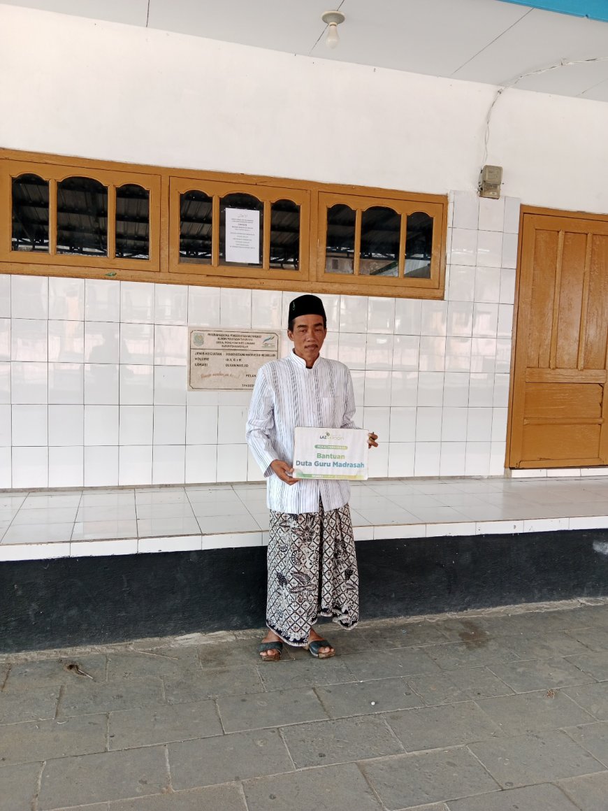 LAZ SIDOGIRI SALURKAN BANTUAN UNTUK GURU LEMBAGA PENDIDIKAN DI BANGKALAN