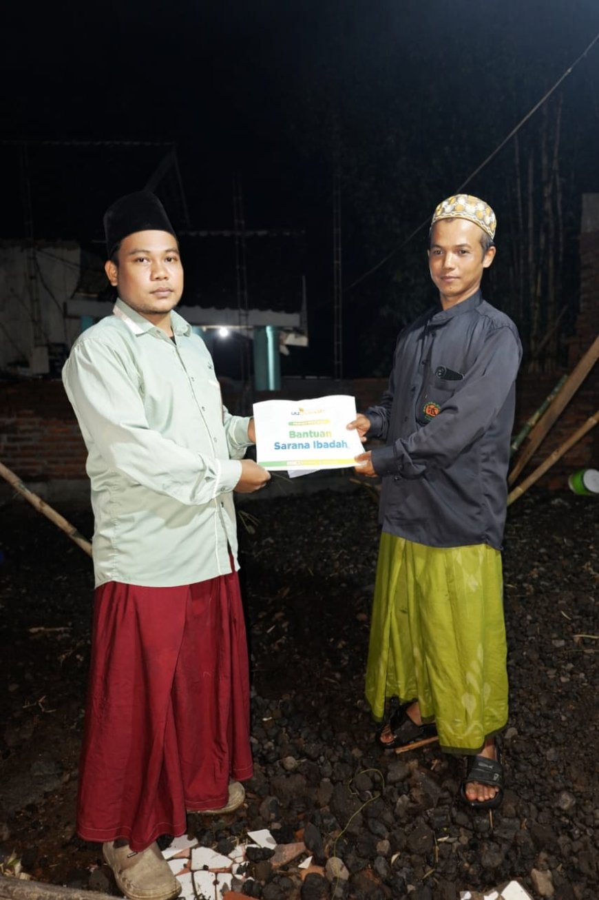 PEDULI DAKWAH: LAZ SIDOGIRI SALURKAN DANA UNTUK MUSHOLLA DI PESISIR LEKOK