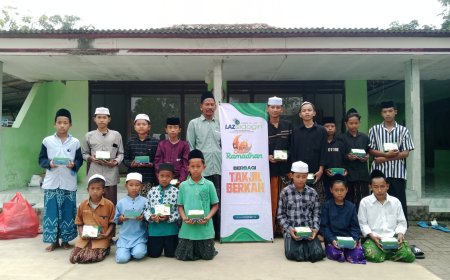 TAKJIL RAMADHAN LAZ SIDOGIRI LENGKAPI IFTOR SANTRI PESROM MASYANI DI LONGKEK GALIS