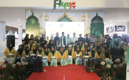 BELANJA LEBARAN BERSAMA SANTRI, CERIA RAMADHAN LAZ SIDOGIRI HADIR DI TENGGARONG