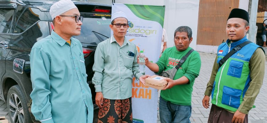 BERBAGI TAKJIL CERIA RAMADHAN LAZ SIDOGIRI DI JEMBER BARAT