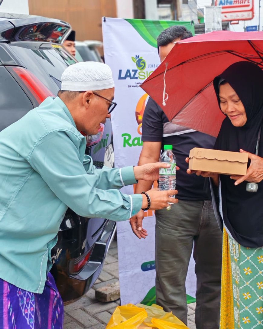 BERBAGI TAKJIL CERIA RAMADHAN LAZ SIDOGIRI DI JEMBER BARAT