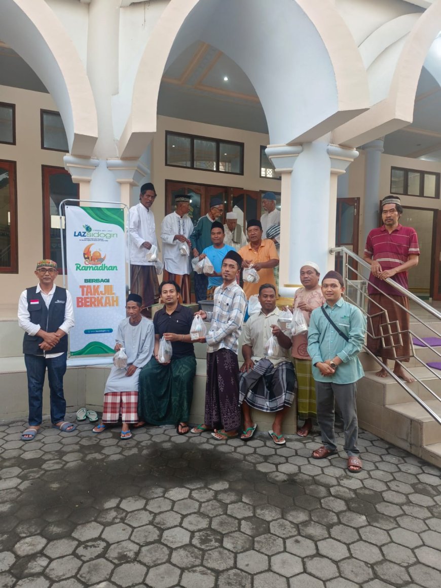 TAKJIL BERKAH LAZ SIDOGIRI WARNAI SENJA RAMADHAN DI AMPENAN