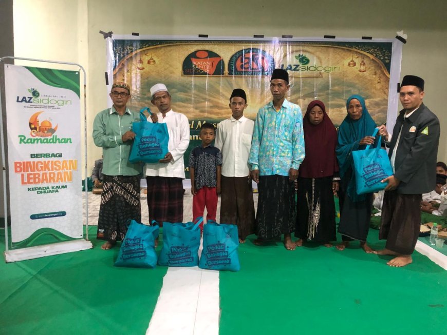 LAZ SIDOGIRI BAGI BINGKISAN LEBARAN UNTUK DUAFA DI LOMBOK BARAT