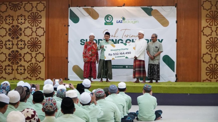 LAZ SIDOGIRI TERIMA AMANAH SALURKAN DANA SOSIAL DAN ZAKAT TOKO BASMALAH YANG MENCAPAI MILYARAN RUPIAH