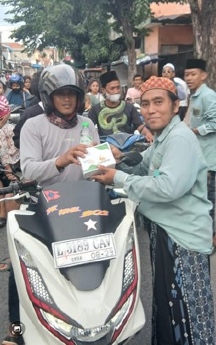 CERIA RAMADHAN: LAZ SIDOGIRI HADIRKAN TAKJIL BERKAH DI SURABAYA
