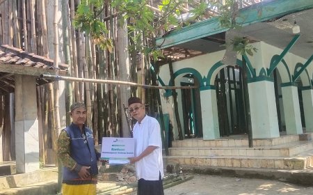 WARGA KEMBALI BERHARAP SAAT LAZ SIDOGIRI BANTU PEMBANGUNAN MASJID FATHUS SALAM BANGKALAN