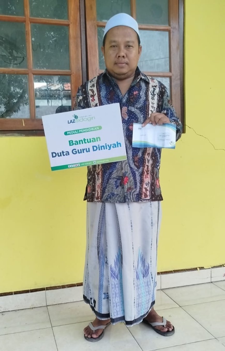 MENJAGA ASA PENGABDIAN GURU, LAZ SIDOGIRI SALURKAN INSENTIF PENDIDIKAN