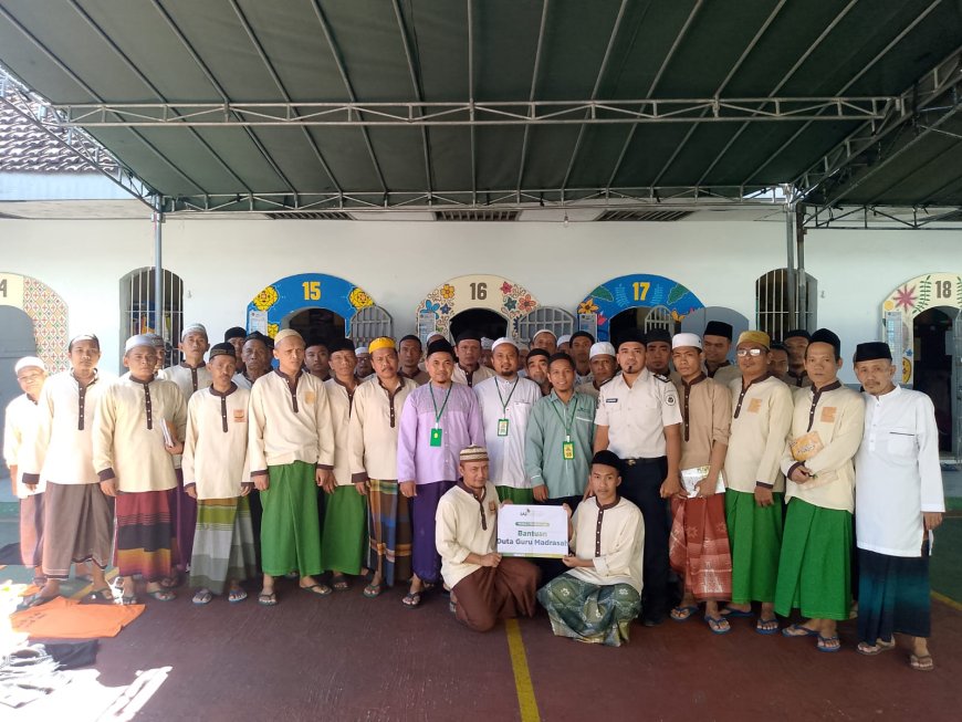 DUKUNG DEDIKASI GURU, LAZ SIDOGIRI BERIKAN INSENTIF DI JEMBER