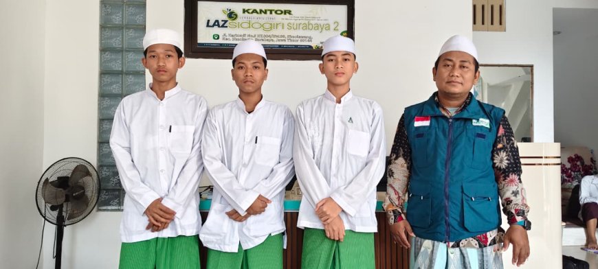 DUKUNG GENERASI BERILMU, LAZ SIDOGIRI BERIKAN BEASISWA PENDIDIKAN