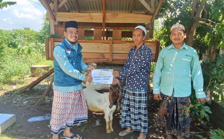 LAZ SIDOGIRI MENGGERAKKAN EKONOMI MIKRO DARI DESA PESISIR