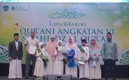 LAZ SIDOGIRI SULSEL APRESIASI SISWA BERPRESTASI DI WISUDA QURANI SDIT DARUSSALAM MAKASSAR
