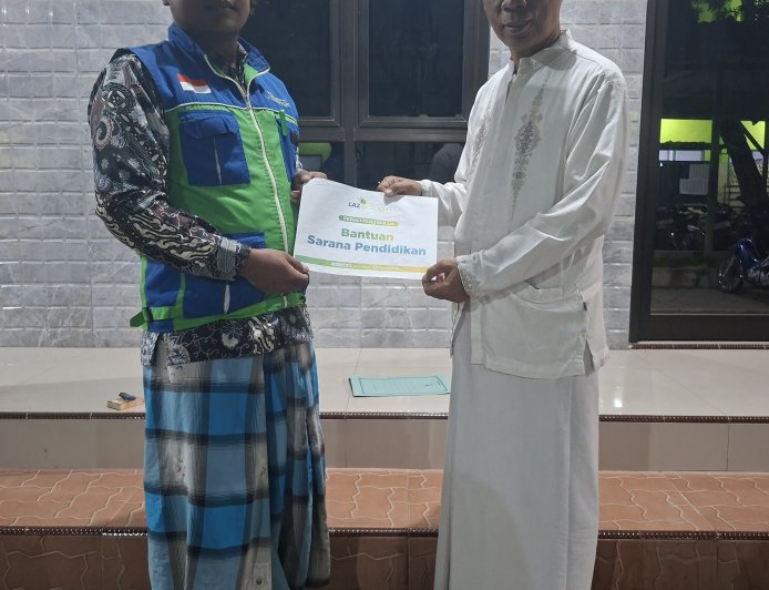 LAZ SIDOGIRI SALURKAN PROGRAM PEDULI PENDIDIKAN UNTUK PENGAJAR TPQ AL-BASITH DI KABUPATEN BULELENG BALI