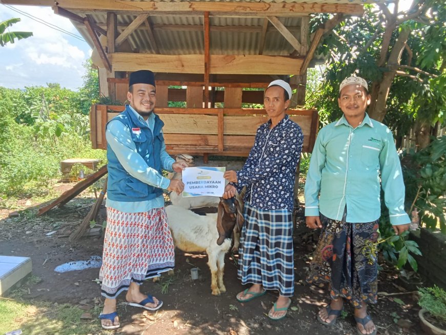 LAZ SIDOGIRI MENGGERAKKAN EKONOMI MIKRO DARI DESA PESISIR