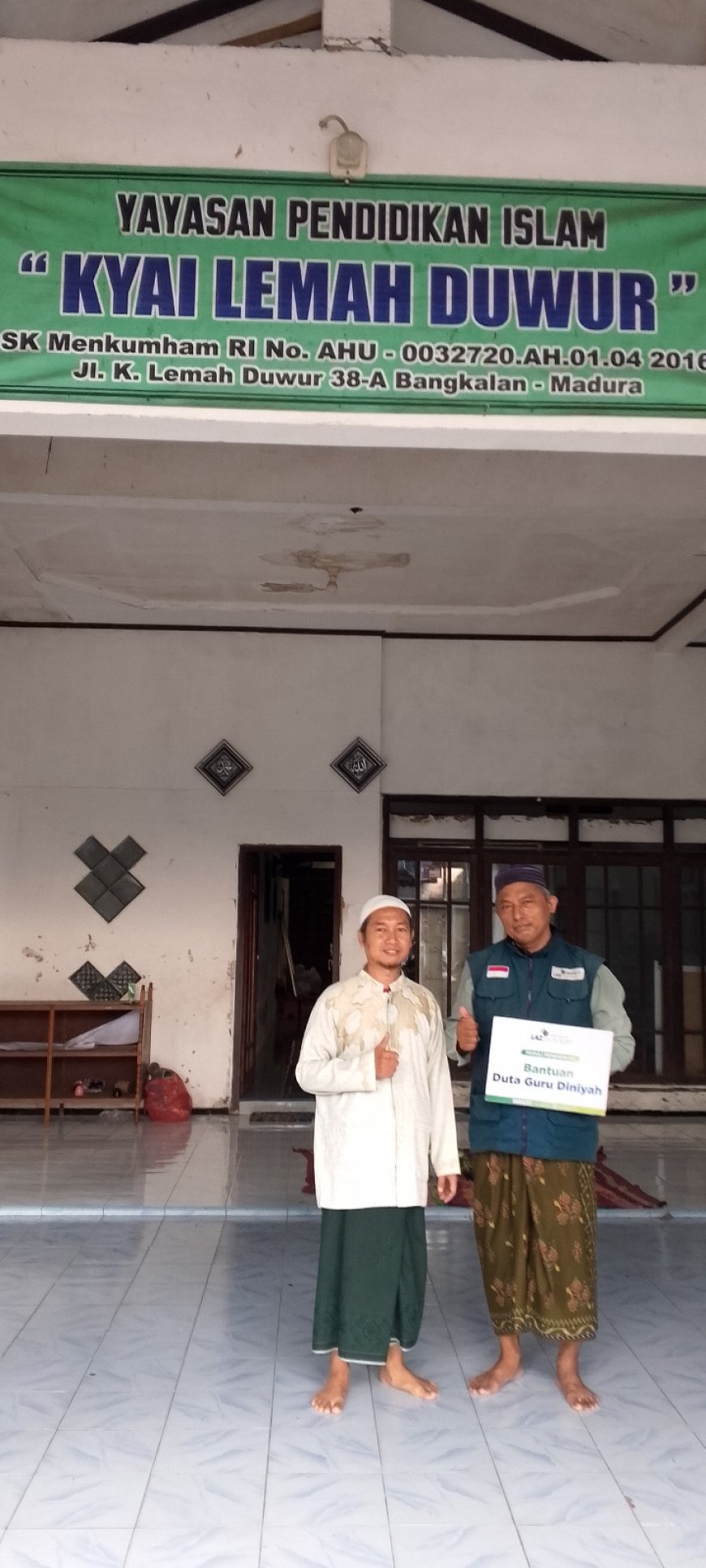 LAZ SIDOGIRI SALURKAN INSENTIF UNTUK GURU LEMBAGA PENDIDIKAN DI BANGKALAN