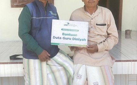 LAZ SIDOGIRI SALURKAN BANTUAN UNTUK GURU MD AL-HOLILIYAH DI BANGKALAN