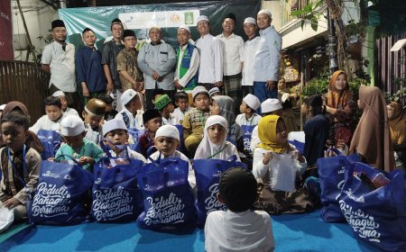 LAZ SIDOGIRI SURABAYA SALURKAN BAHAGIA MUHARRAM UNTUK ANAK YATIM DI SIDOTOPO