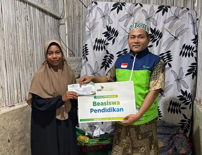 LAZ SIDOGIRI NTT RINGANKAN PERJALANAN ANAK YATIM MENUJU PESANTREN MELALUI BANTUAN BIAYA TRANSPORTASI