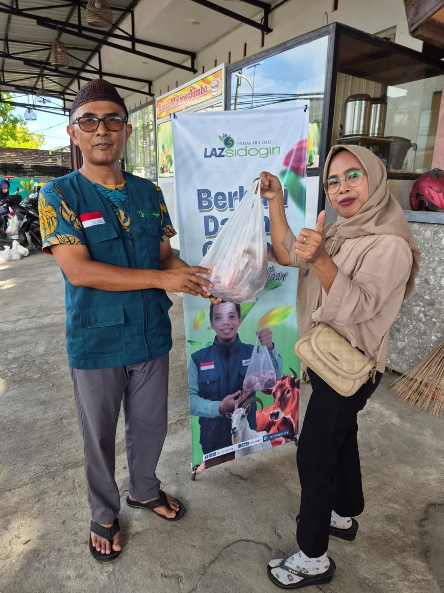 LAZ SIDOGIRI NTB SALURKAN DAGING KURBAN KEPADA WARGA KOTA MATARAM