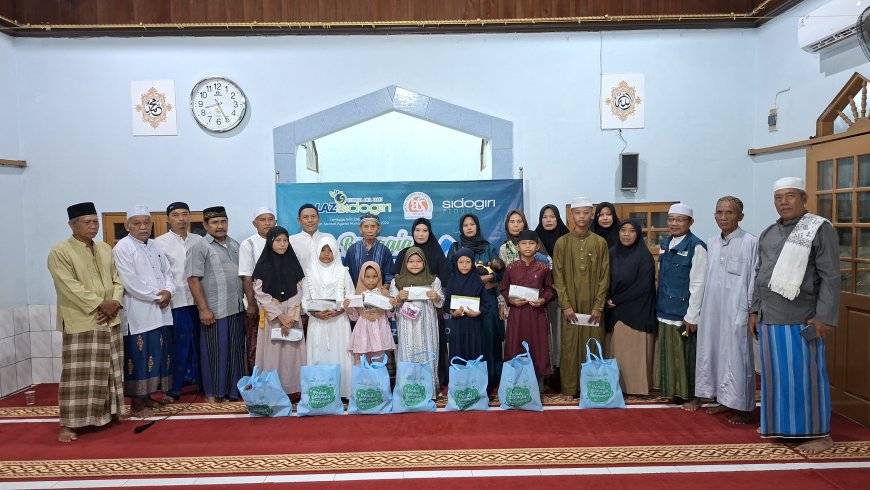MOMEN BAHAGIA MUHARRAM: LAZ SIDOGIRI SALURKAN SANTUNAN YATIM DAN DHUAFA DI BANJARBARU