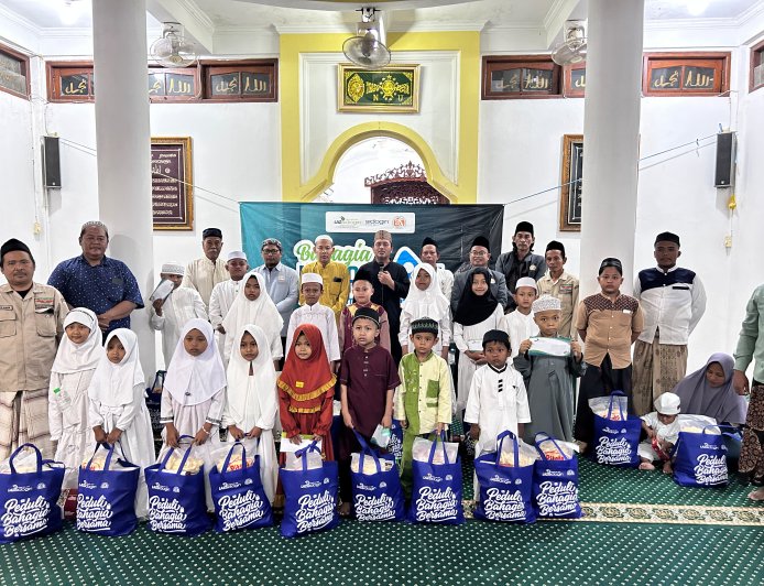 LAZ SIDOGIRI HADIRKAN SENYUM BAHAGIA MUHARRAM BAGI MUSTAHIK GRESIK