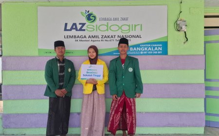 LAZ SIDOGIRI BANTU BIAYA PENDIDIKAN SANTRI DHUAFA DI BANGKALAN