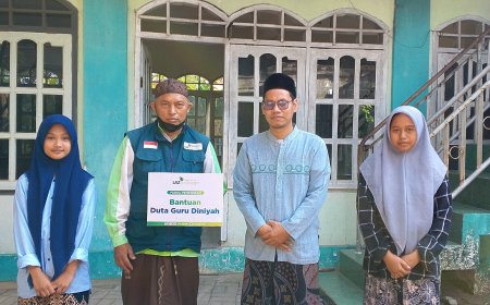 LAZ SIDOGIRI SALURKAN INSENTIF GURU MIFTAHUL ULUM DI BANGKALAN